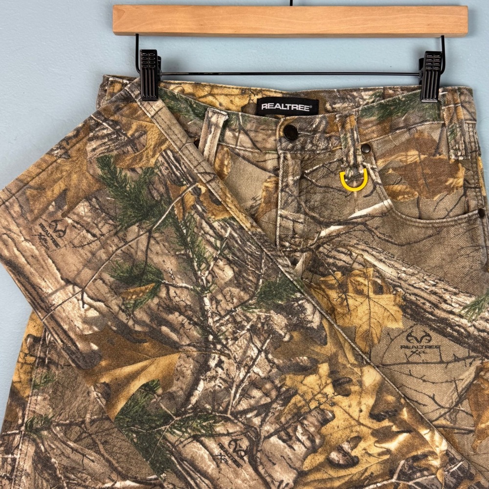 Realtree Men's 30x30 Woodland Camo Xtra Outdoor Hunting 5 Pocket Flex Pants